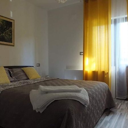 Camere De Inchiriat Livada Cu Meri Capatineni-Ungureni Экстерьер фото
