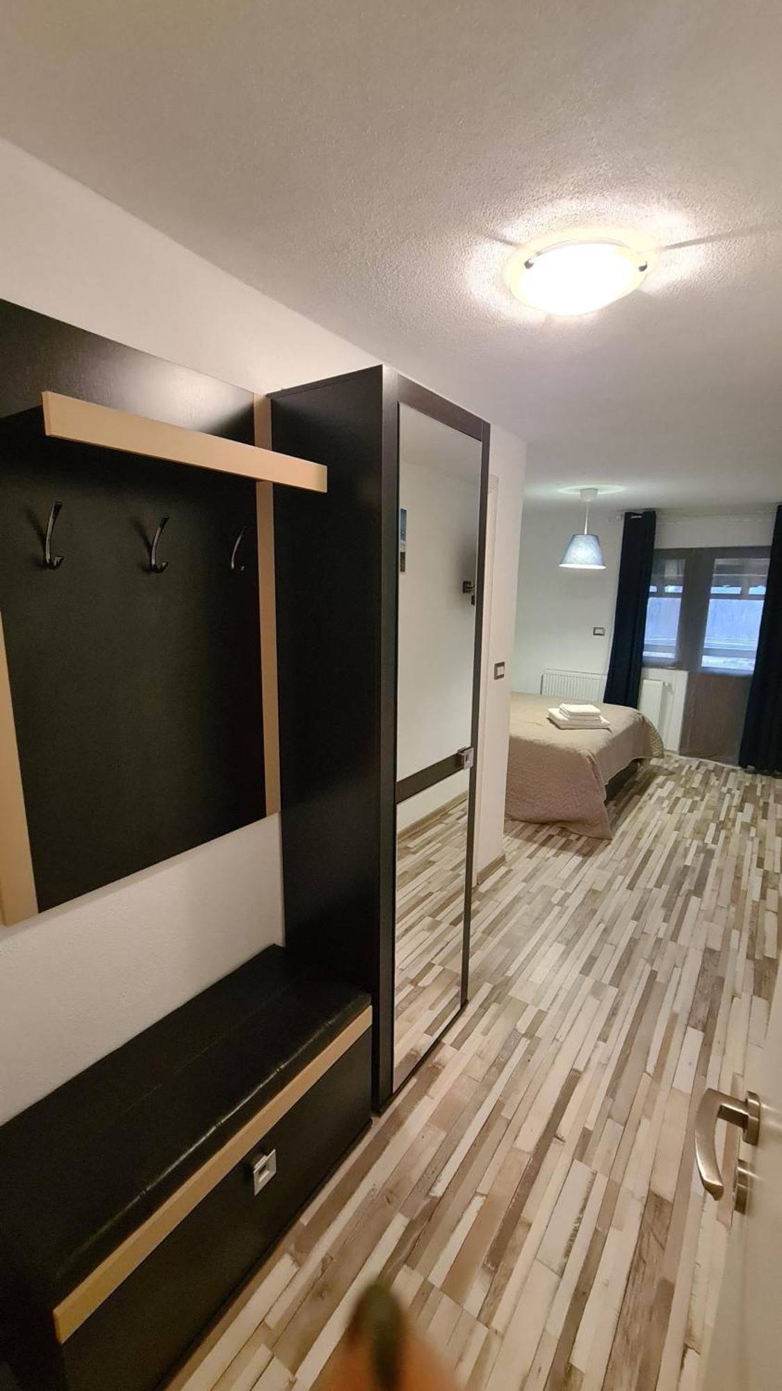 Camere De Inchiriat Livada Cu Meri Capatineni-Ungureni Экстерьер фото